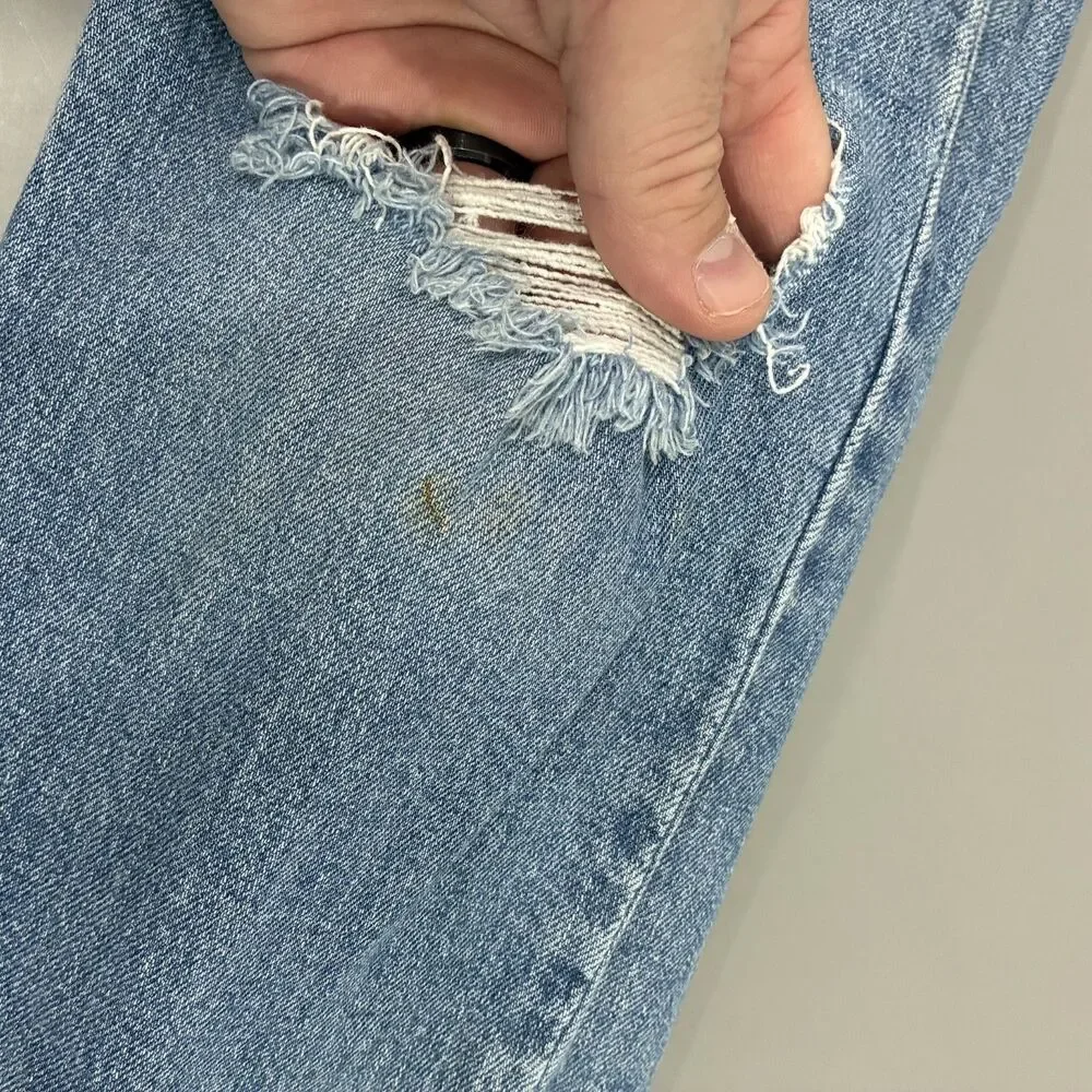 Levi's 511 Men's W30 x L32 Blue Distressed Slim Fit Light Wash Denim Jeans